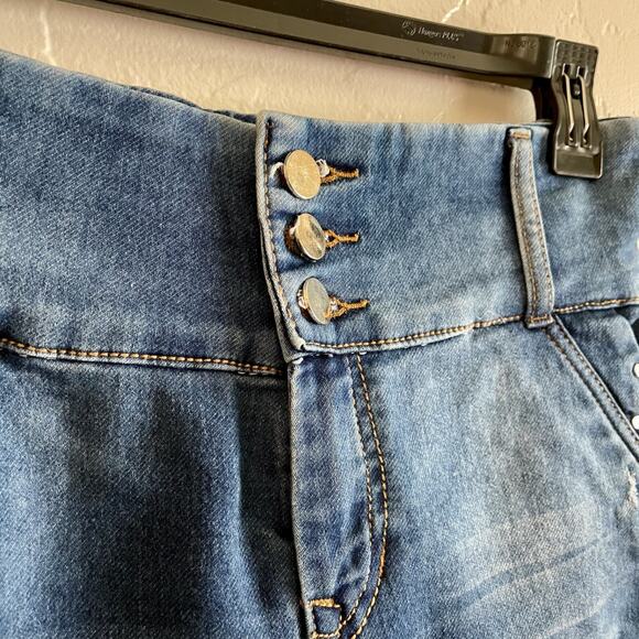 Zoe Fashion Size XS Jeans - Original Premium Denim Ripped Buttons Trendy Stylish - Picture 2 of 9